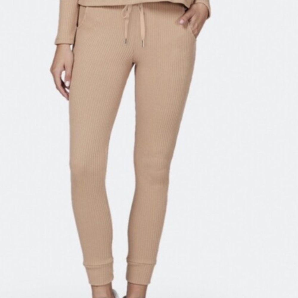 New Ribbed Lett Pants - Picture 2 of 4